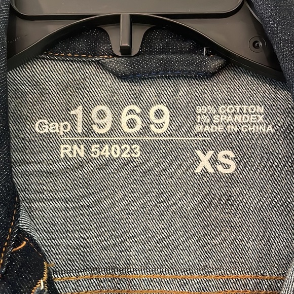 Gap 1969 women’s denim jacket - Picture 7 of 7
